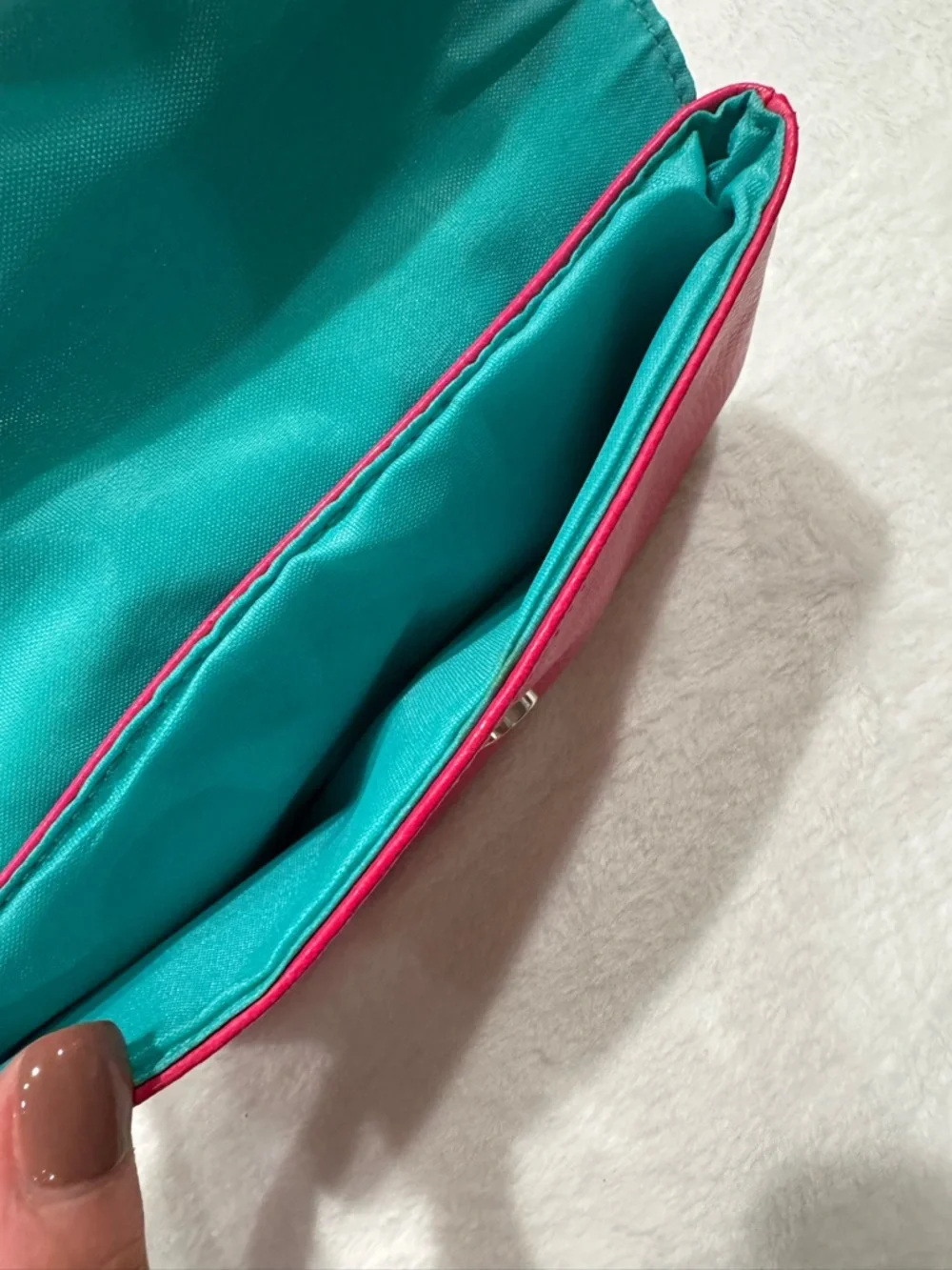 Baekgaard‎ Pink Faux Lizard Skin Wristlet Clutch Teal Interior Magnetic Snap